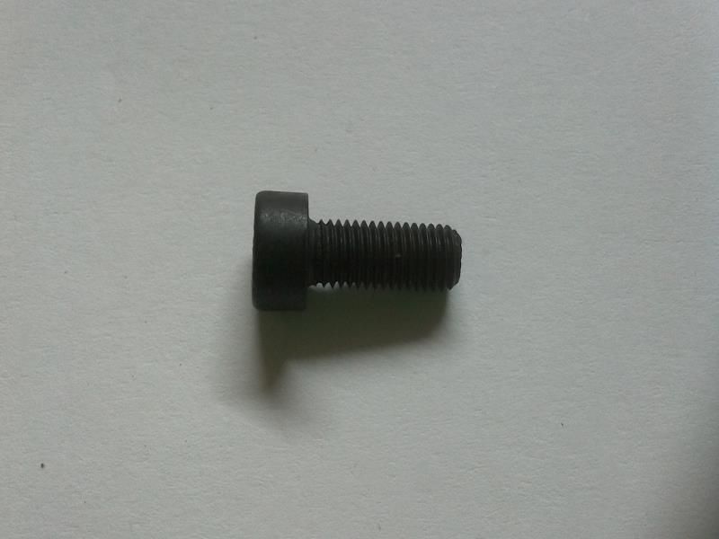 SCREW M5X14