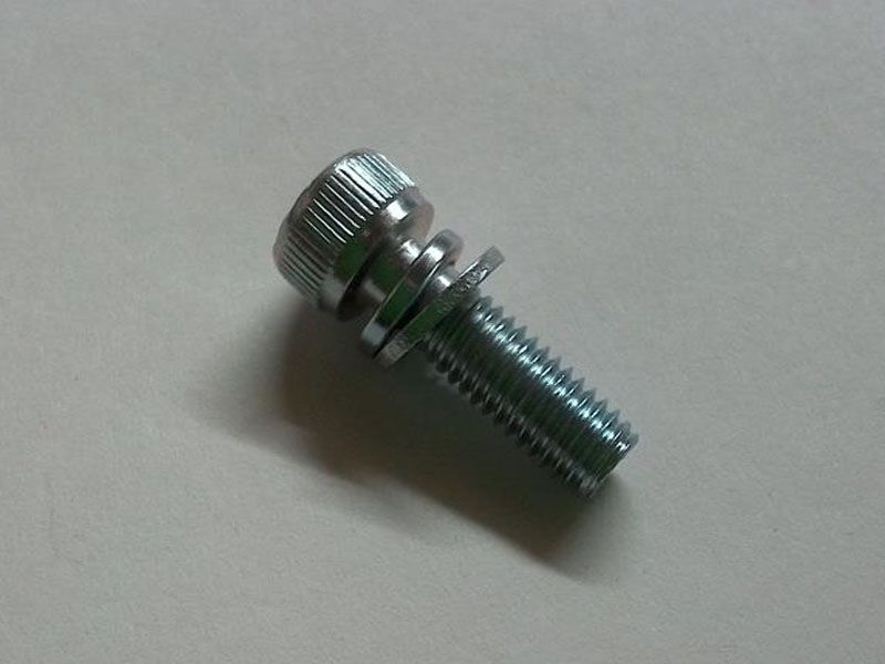 TORNILLO