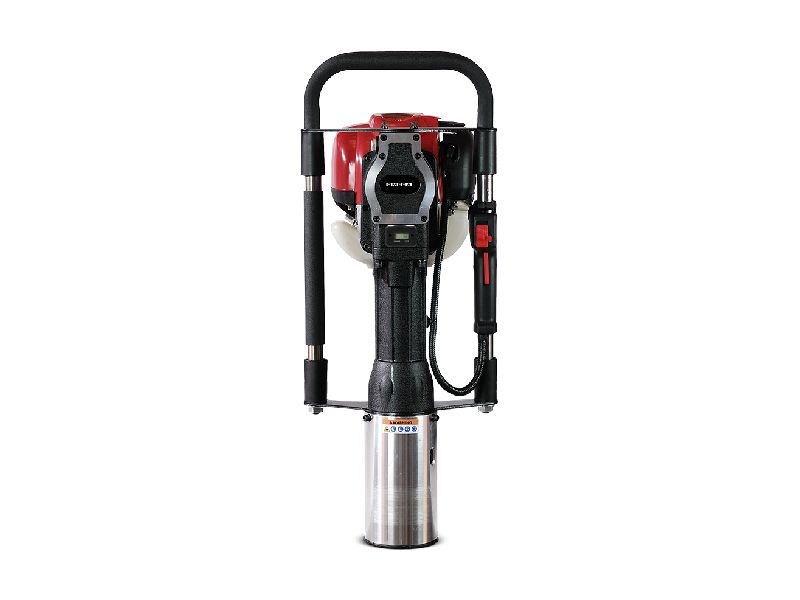 [OM] CLAVA ESTACAS JC520H EVO